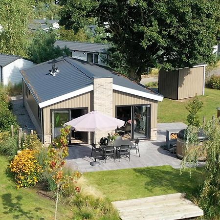 Wellness Chalet Veluwemeer ビッディングハイゼン エクステリア 写真