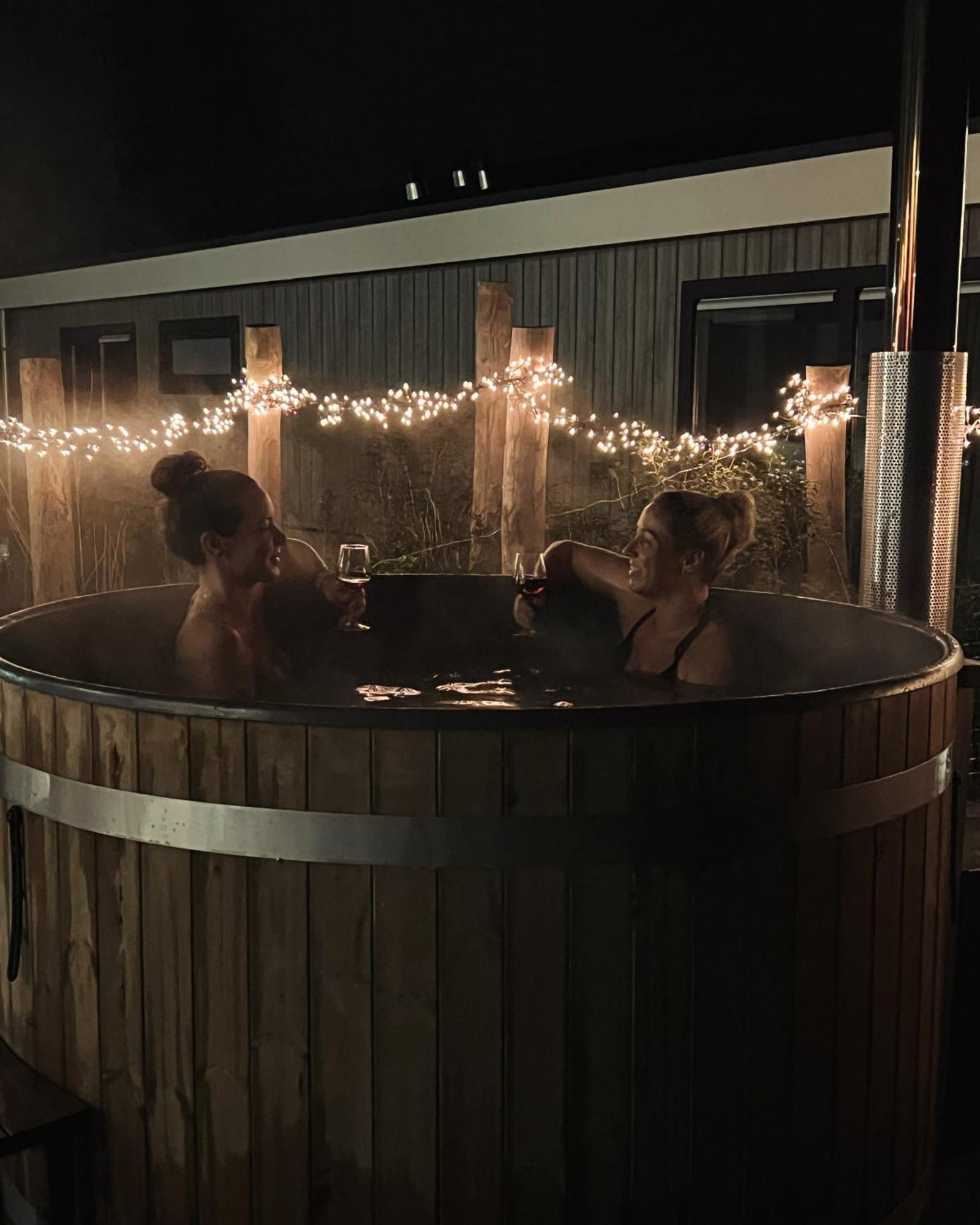 Wellness Chalet Veluwemeer ビッディングハイゼン エクステリア 写真