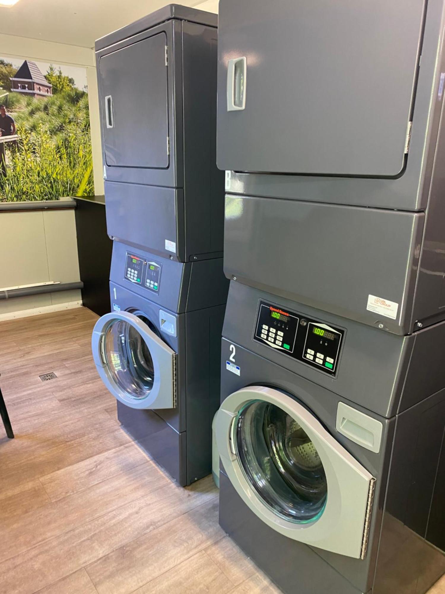 Wellness Chalet Veluwemeer ビッディングハイゼン エクステリア 写真