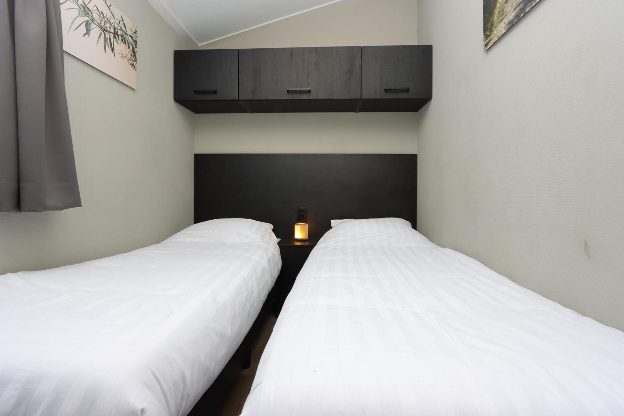 Wellness Chalet Veluwemeer ビッディングハイゼン エクステリア 写真
